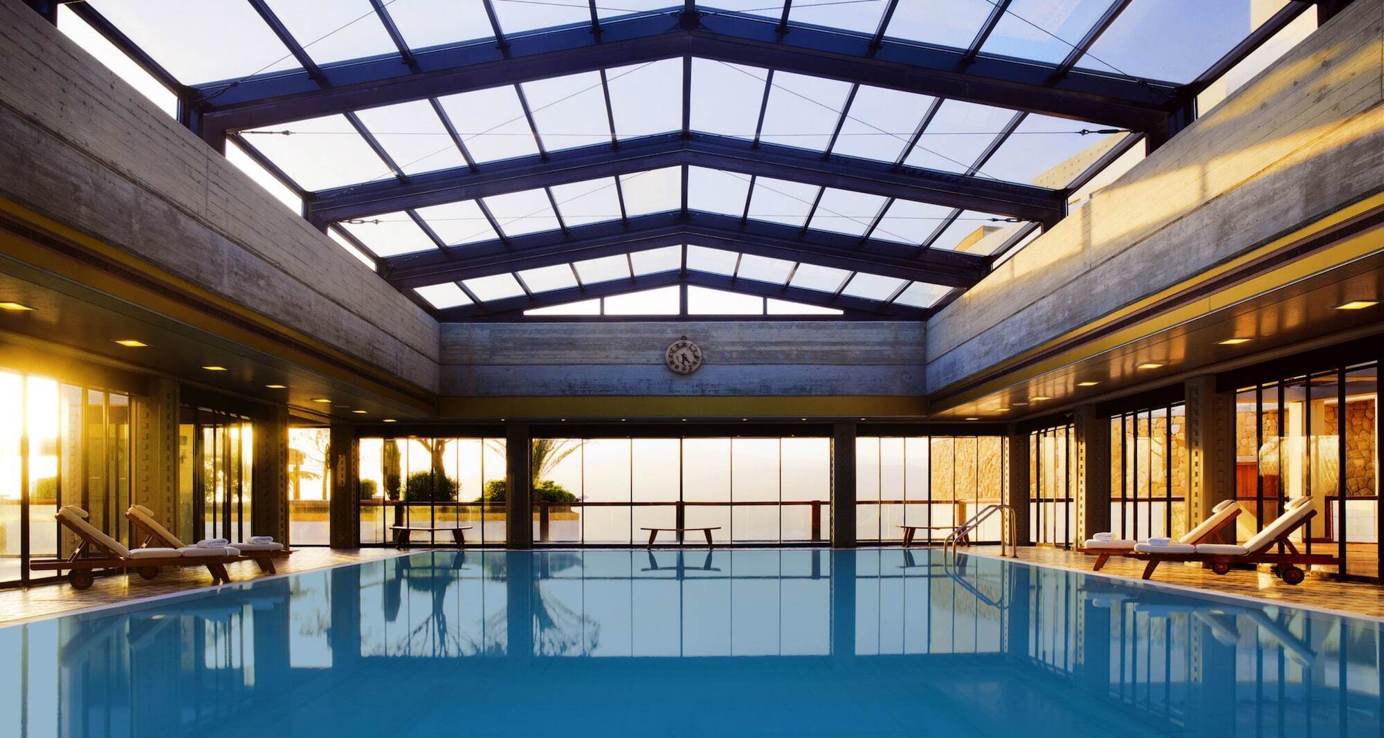 בורומאנה Grand Hills Hotel & Spa מראה חיצוני תמונה
