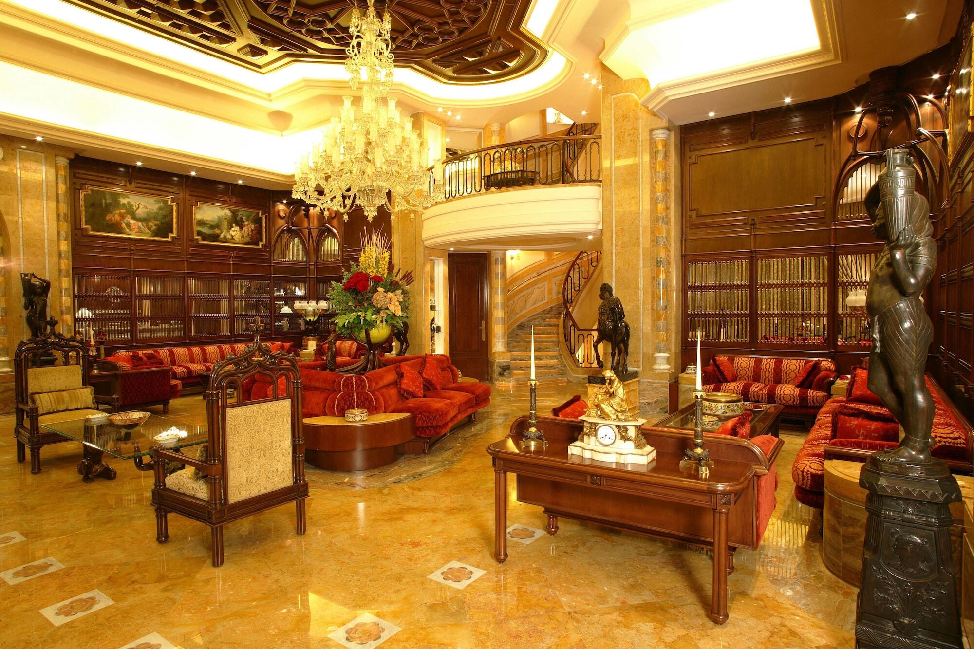 בורומאנה Grand Hills Hotel & Spa מראה חיצוני תמונה