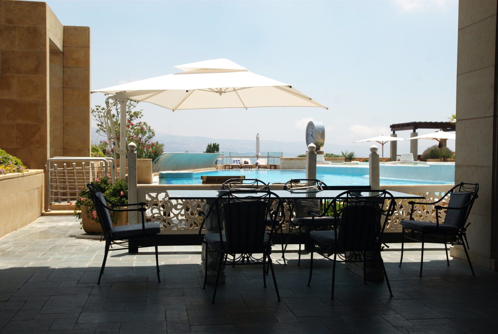 בורומאנה Grand Hills Hotel & Spa מראה חיצוני תמונה