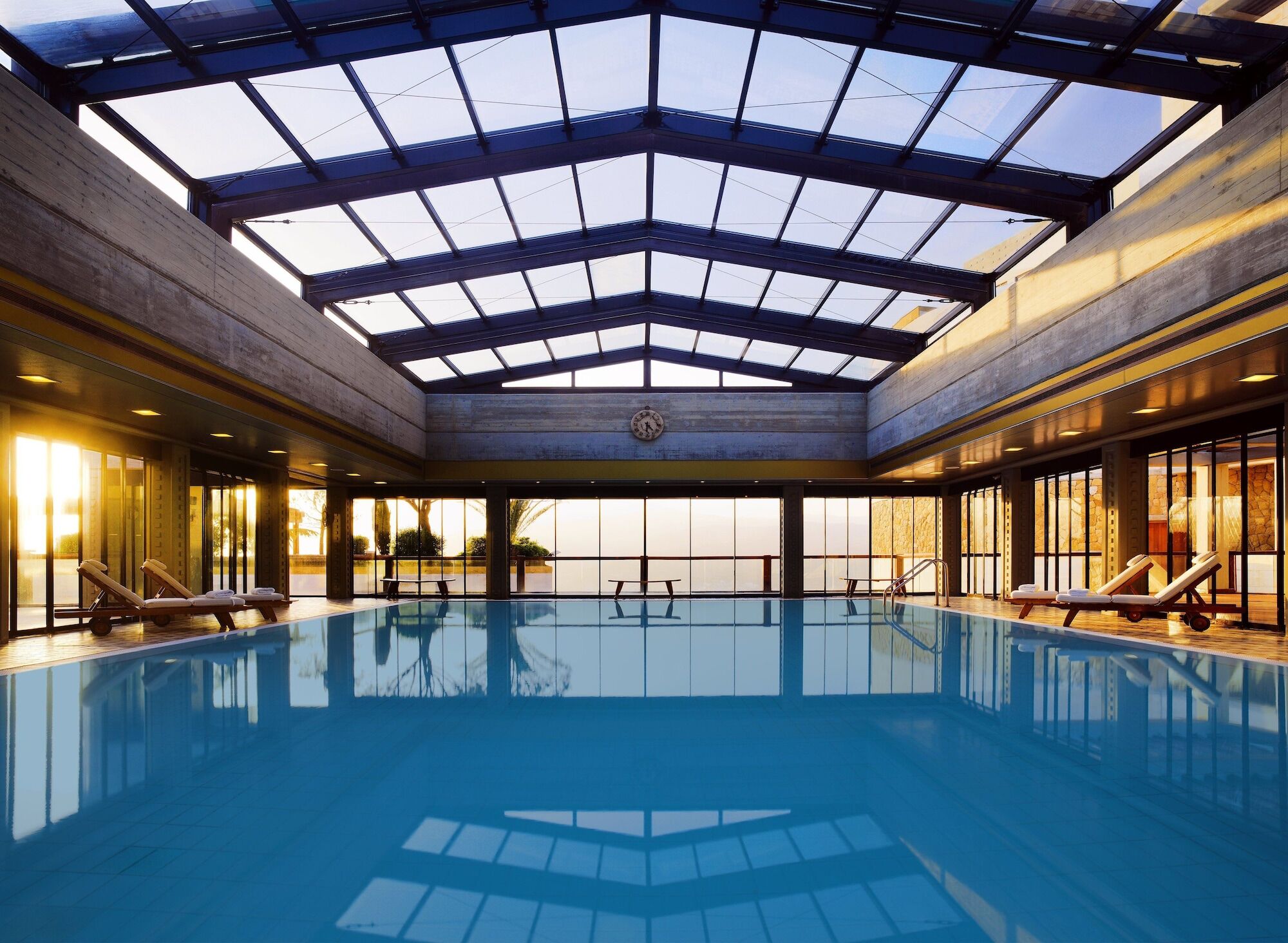 בורומאנה Grand Hills Hotel & Spa מראה חיצוני תמונה